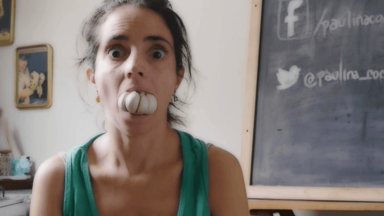 vlcsnap 2015 03 24 11h42m19s48 e1427208563958 1 cómo sacar el olor a ajo de las manos