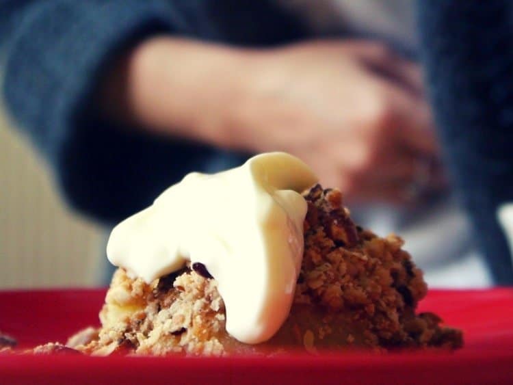 video 7 2 Crumble con manzanas y crema