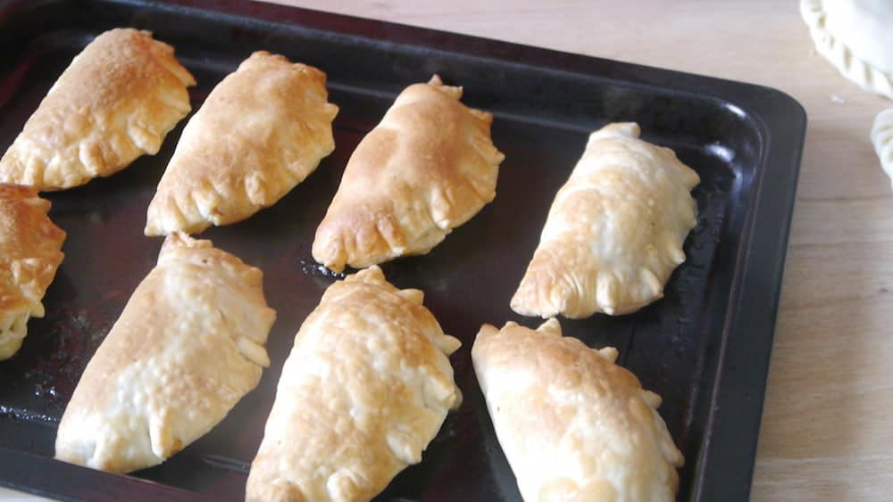 empanadas de pollo al horno 1734430718 empanadas de pollo facil