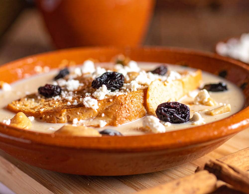 capirotada de leche 1747825828 receta casera de capirotada de leche