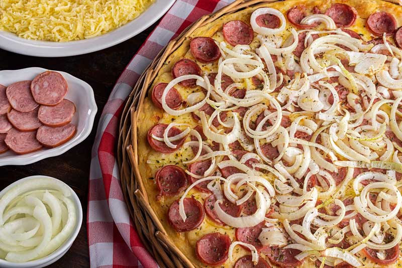 como hacer pizza calabresa Como hacer pizza calabresa
