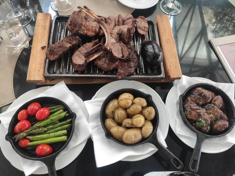 IMG 20221002 134918 Degustación de chorizo, morcilla, picaña, ojo de bife, cordero y una bondiola marinada