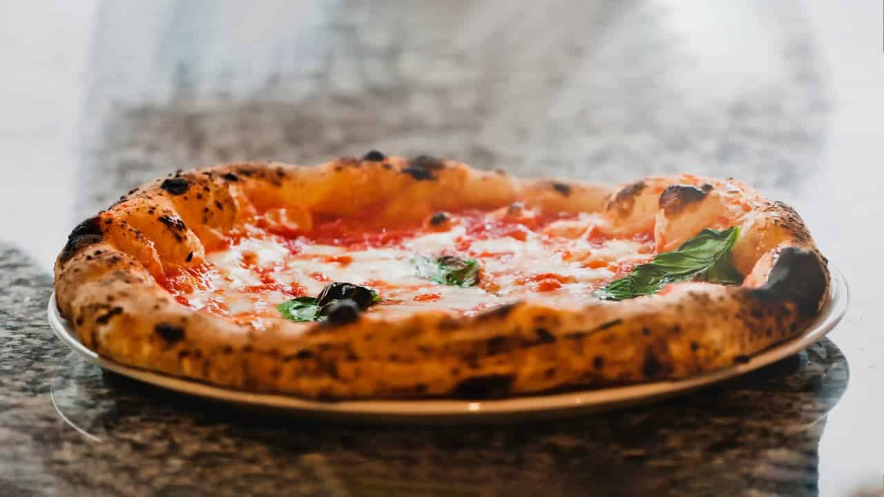 pizza napolitana original pizza napolitana original