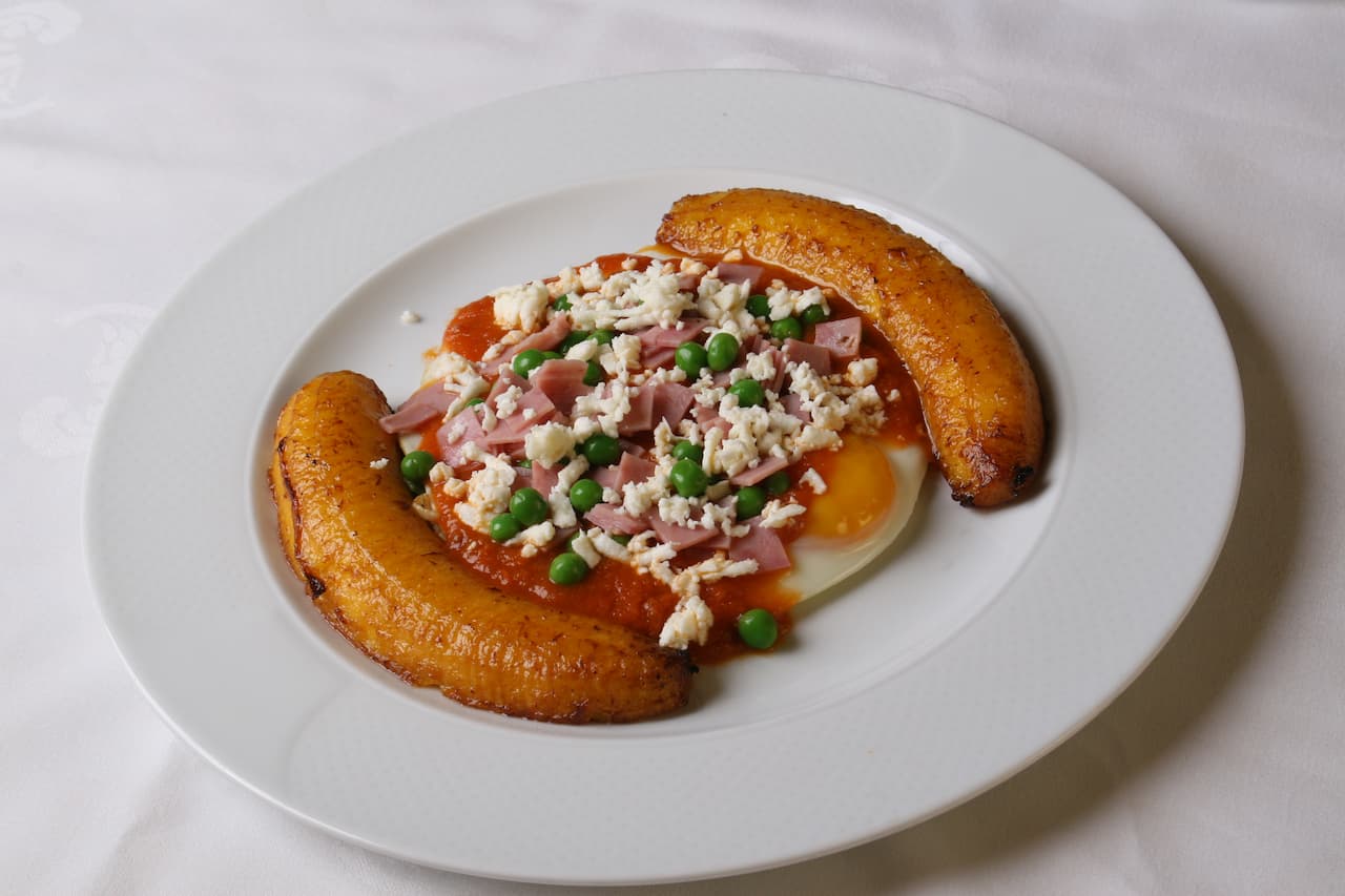 como son los huevos motulenos como son los huevos motuleños