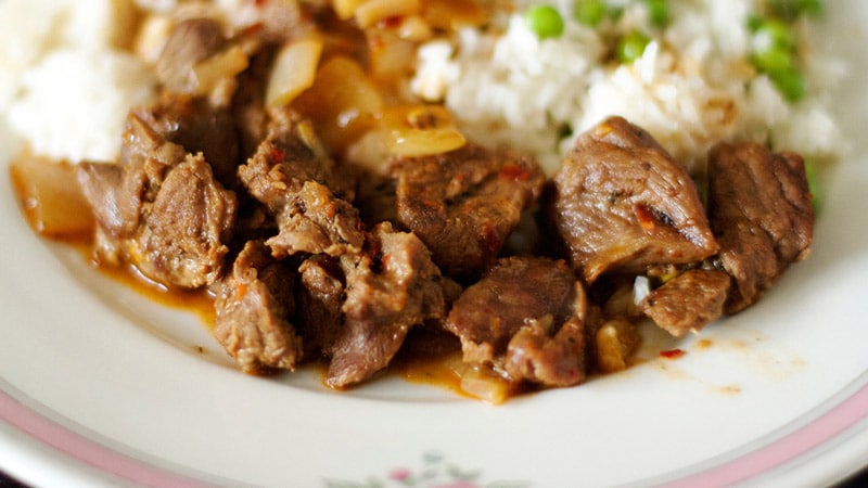 como hacer cordero guisado en salsa Como hacer cordero guisado en salsa