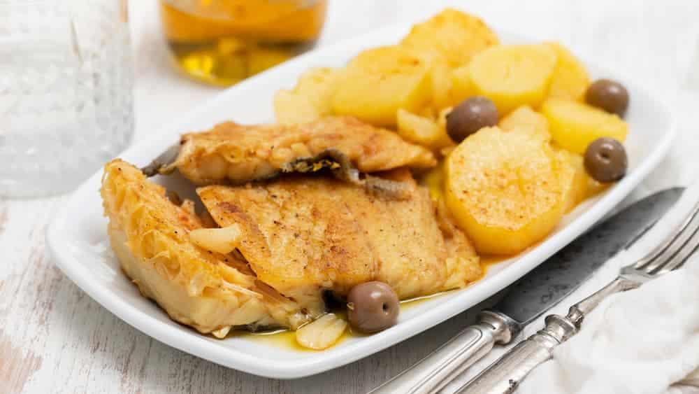 patatas con bacalao al estilo de la abuela como hacer patatas con bacalao