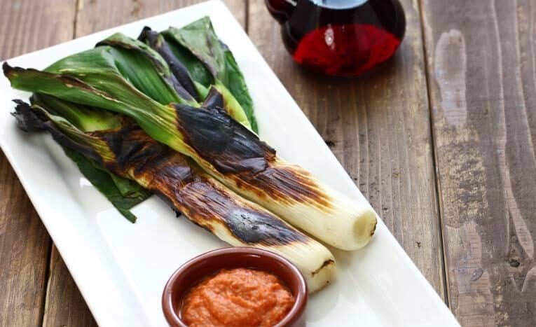 receta calcots al horno e1693322765972 como hacer calçots al horno