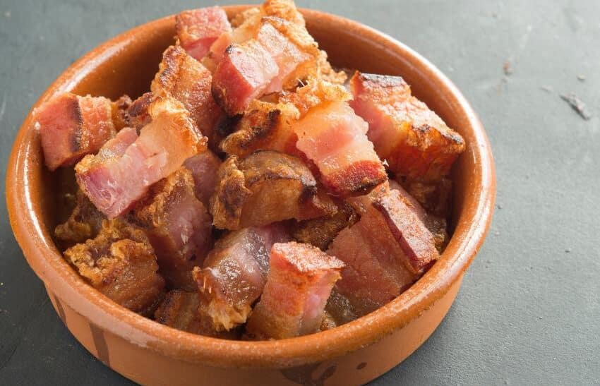 torrezno de soria e1693850893859 receta fácil de torrezno