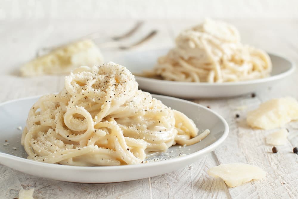 pasta cacio e pepe 1729845882 cacio e pepe casero