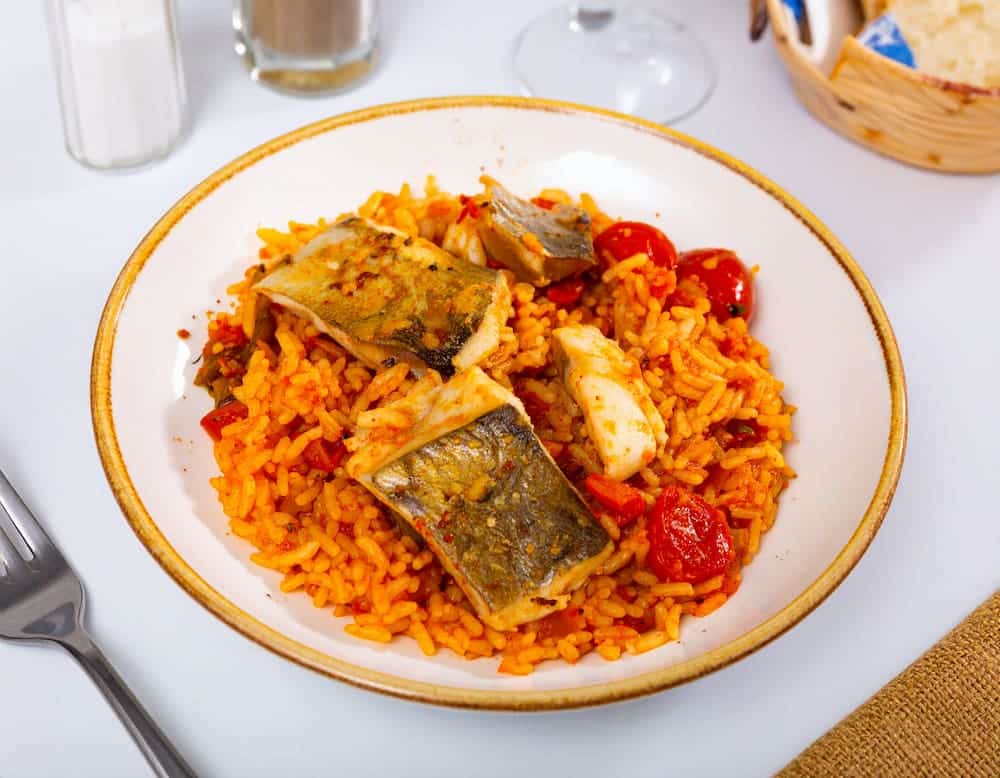 como hacer arroz con bacalao 1748427988 receta facil de arroz con bacalao