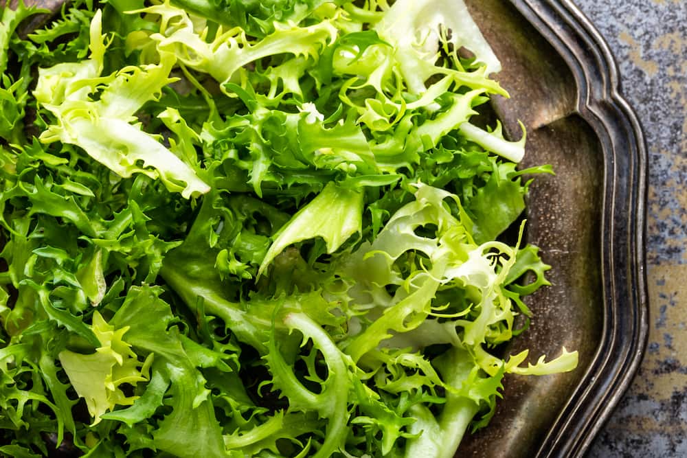 ensalada de escarola y granada 1755615216 ensalada de escarola y granada