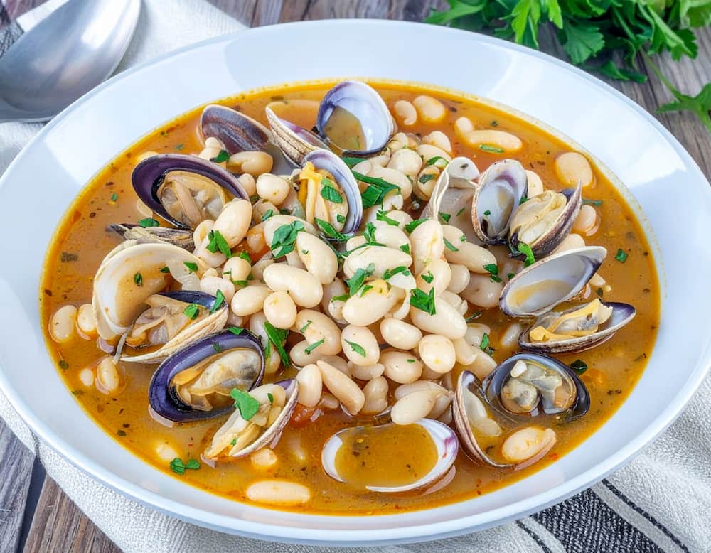 receta alubias con almejas 1758537549 como hacer alubias con almejas