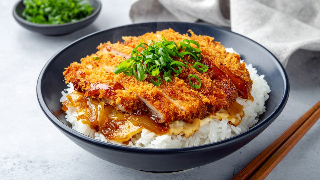 katsudon plato receta paulina cocina 1789555270 1789555270 katsudon plato final